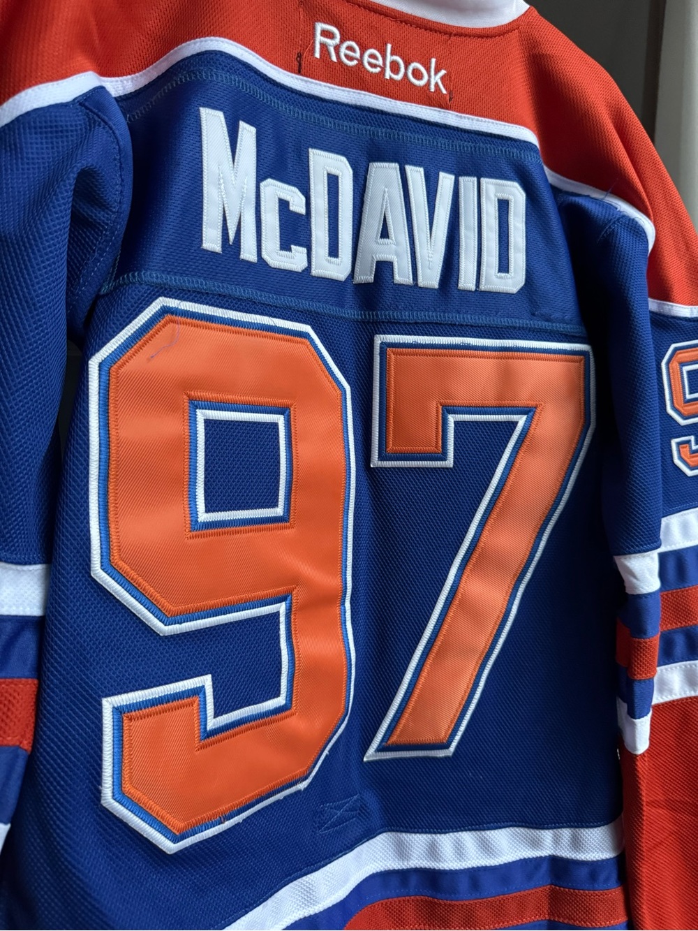 Reebok Edmonton Oilers Connor McDavid #97 NHL Hockey Jersey – Made in Canada – C - Picture 4 of 8